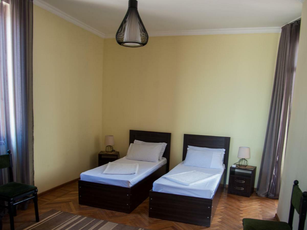 Cozy Guest House In Old באטומי מראה חיצוני תמונה